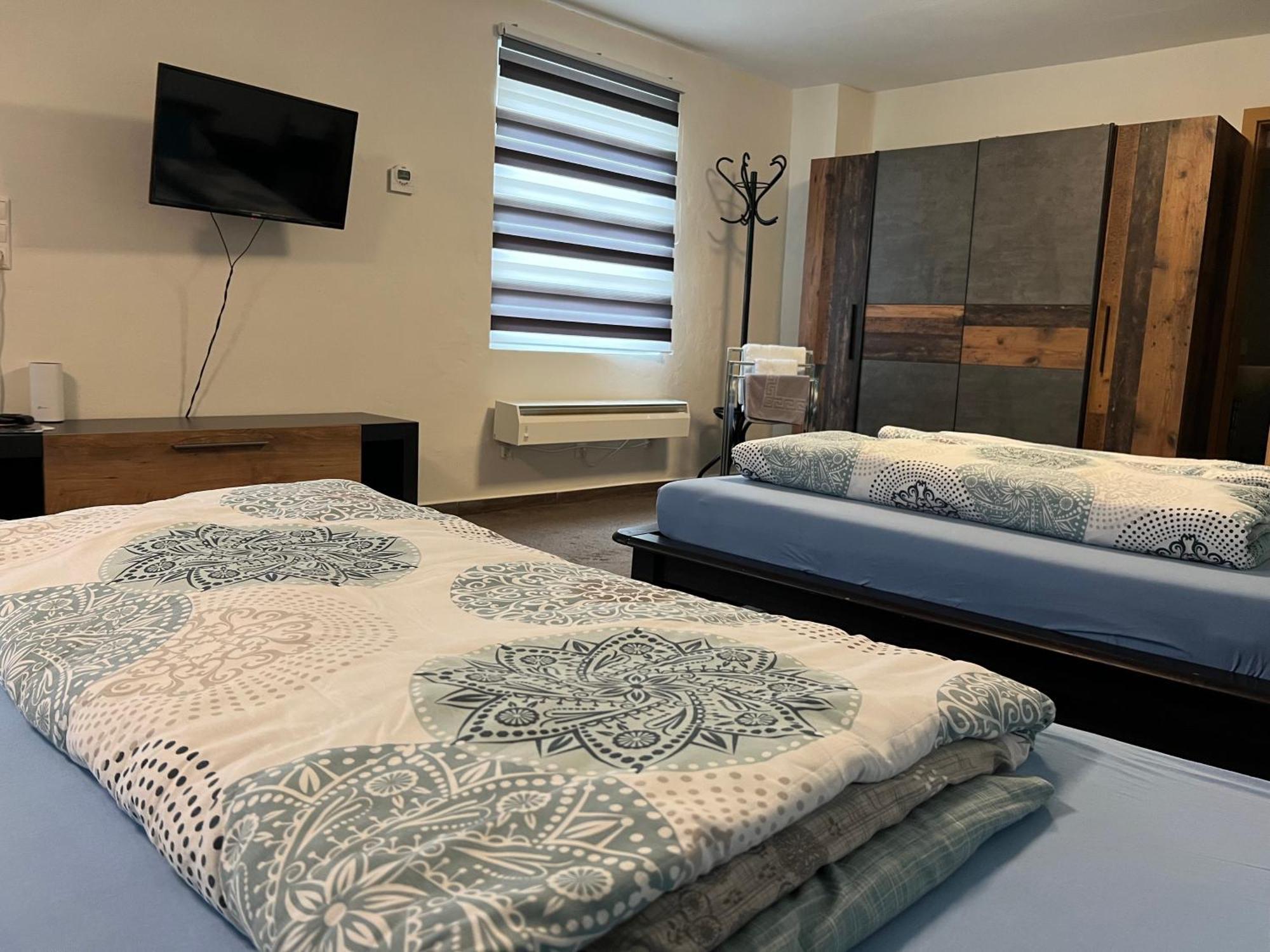 Apartments Und Zimmer Vettweiss Экстерьер фото